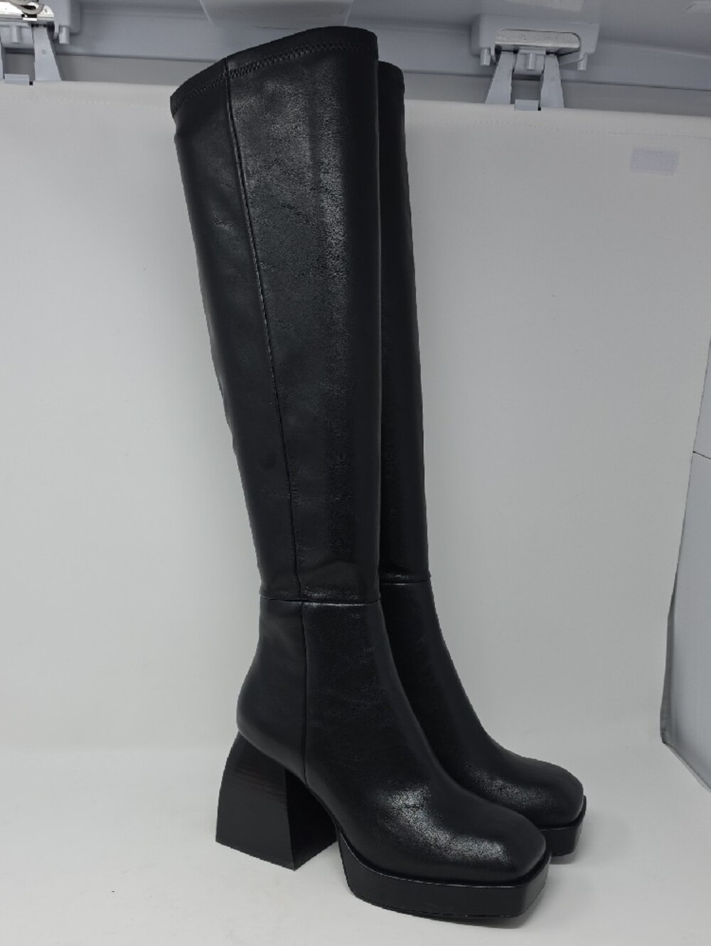 Jeffrey Campbell Dauphin Black Over-the-Knee Platform Boots Size 8 - Picture 3 of 5